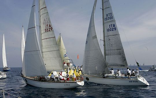 Gallery Swan Classic by Frers General Photo Gallery - X8u0636