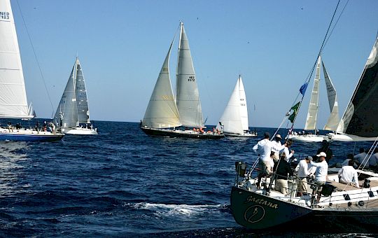 Gallery Swan Classic by Frers General Photo Gallery - X8u2689 1