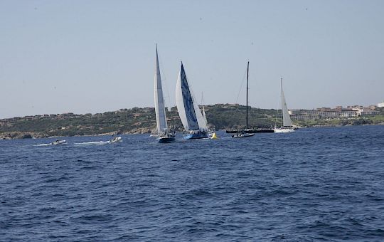 Gallery Swan Classic by Frers General Photo Gallery - X8u3105lunzammeerswancup2012