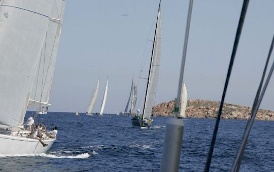 Gallery Swan Classic by Frers General Photo Gallery - X8u3110lunzammeerswancup2012